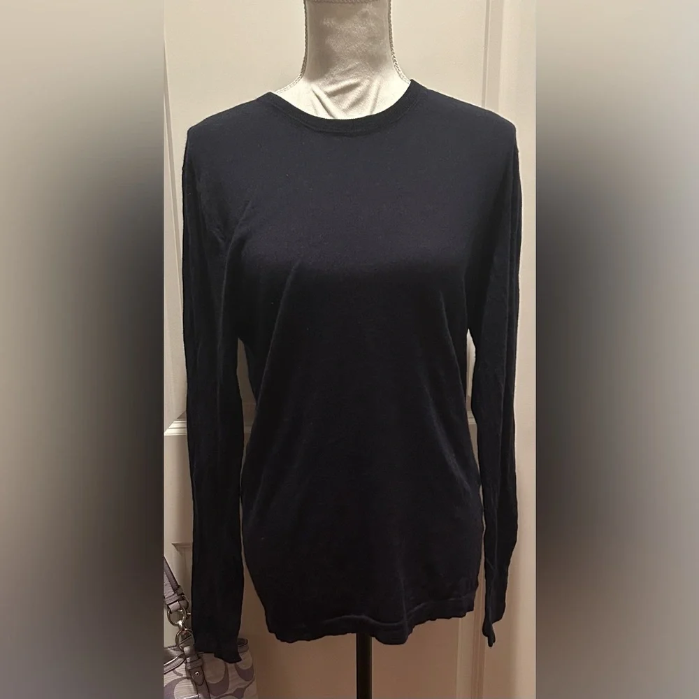 THEORY Black Crewneck Sweater Cashmere Silk S NWOT
